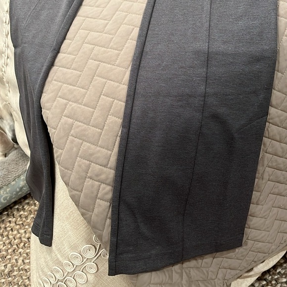 GAP Charcoal Mid Rise Flare Ponte Pants/NWT/Medium - Picture 8 of 14